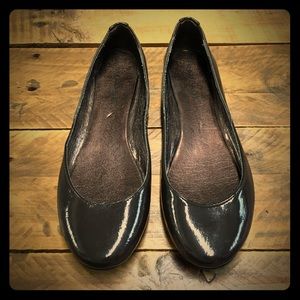 Dressy flats
