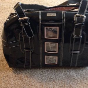 Vitro black shiny bag