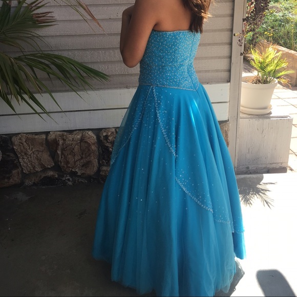 Prom dress