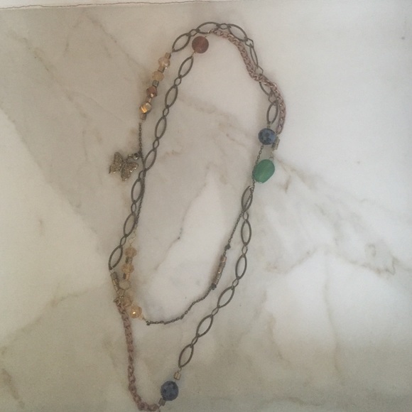 Beautiful NEVER WORN Italian necklace