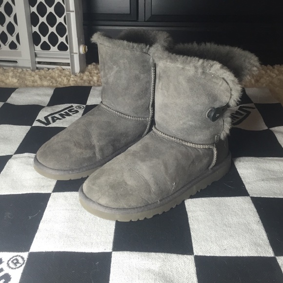 bailey button ugg boots
