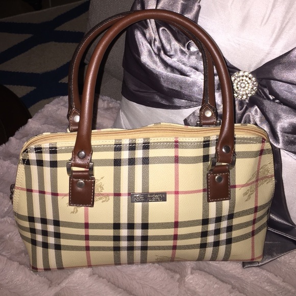 vintage burberry luggage