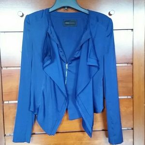 BCBGMAXAZRIA Blue blazer with zipper and ruffles