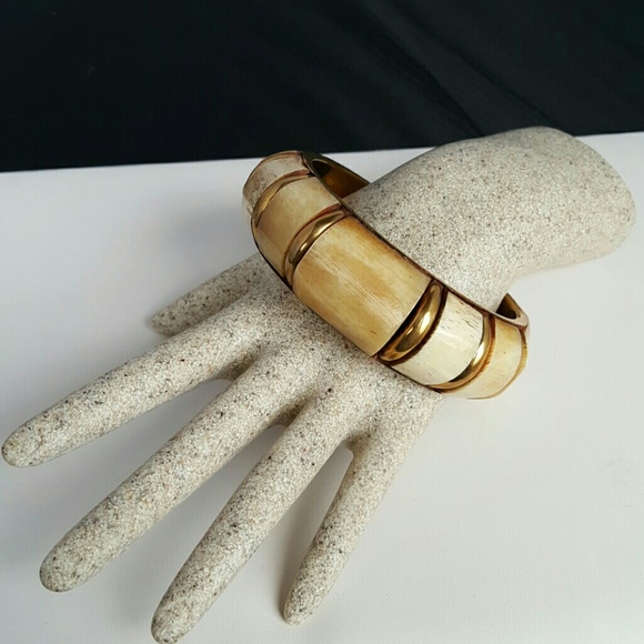 Fashion Bangle