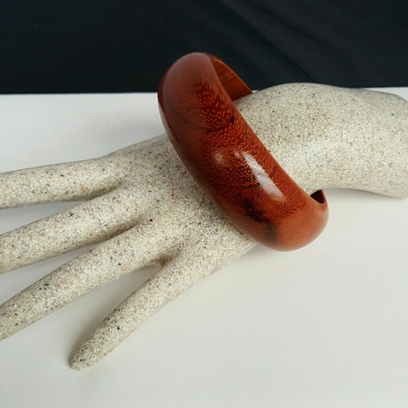 Wood Bangle - Picture 2 of 3