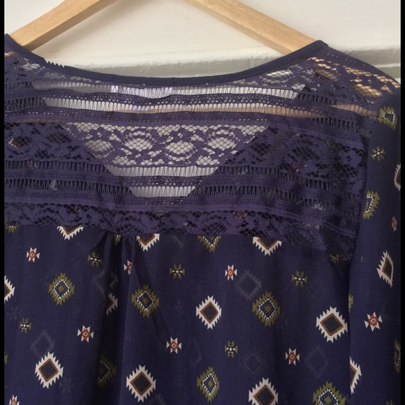 Sheer Patterned Top - Picture 2 of 4