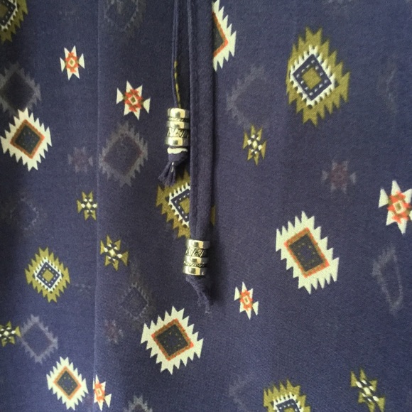 Sheer Patterned Top - Picture 3 of 4