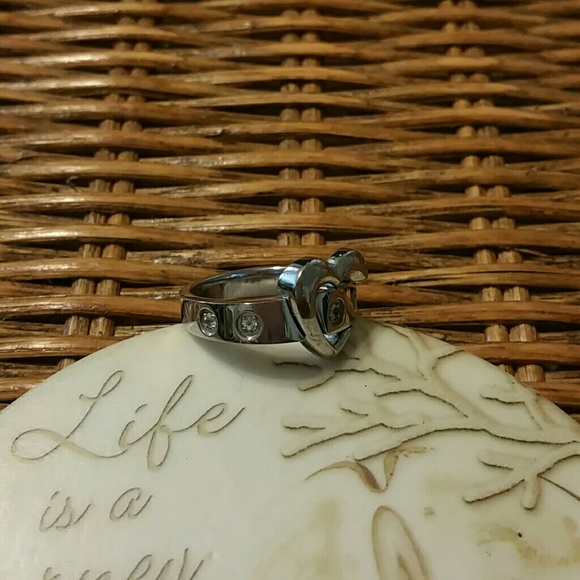 Silver ring - Picture 2 of 3