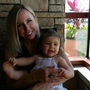 Meet your Posher, Cynthia