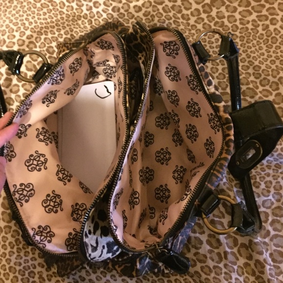 Jessica Simpson Purse - Picture 3 of 4