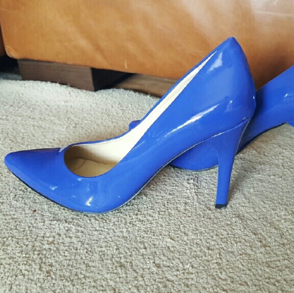 Nine West pumps
