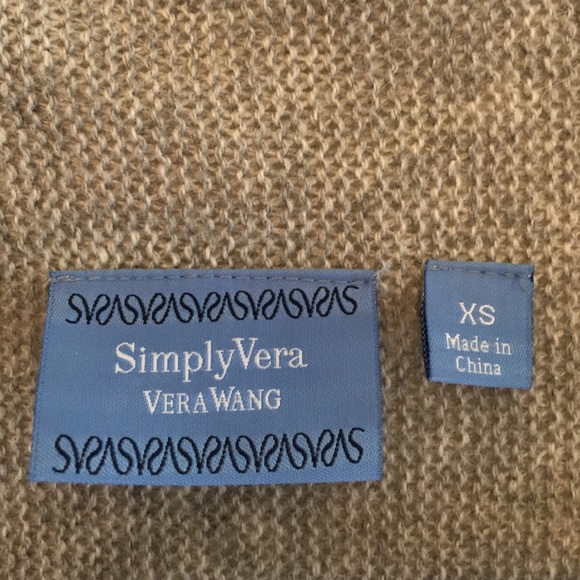 Vera Wang cardigan - Picture 3 of 3