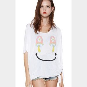 UNIF mushroom smiley face top