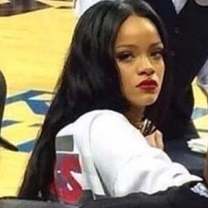 Meet your Posher, Monae