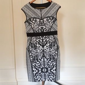 Laundry by Shelli Segal - black & white dress