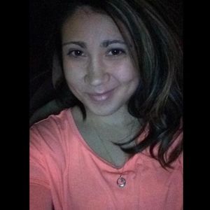 Meet your Posher, Monique