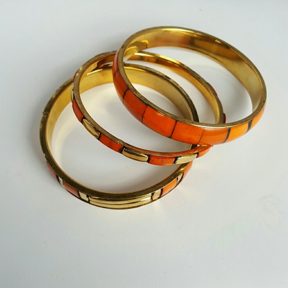 Fashion Bangles - Picture 2 of 3