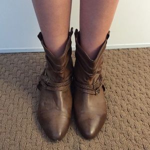 Cowboy brown boots only used a couple of times!