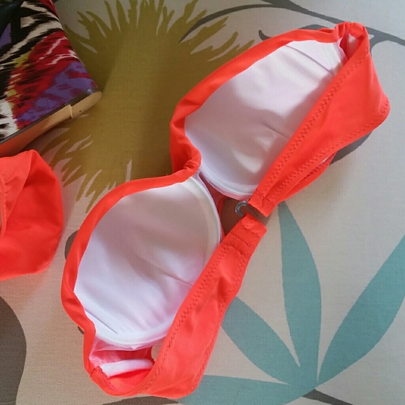 👙🎉HP 4/27 Best in Swim🎉👙NWOT Orange Bikini - Picture 3 of 4