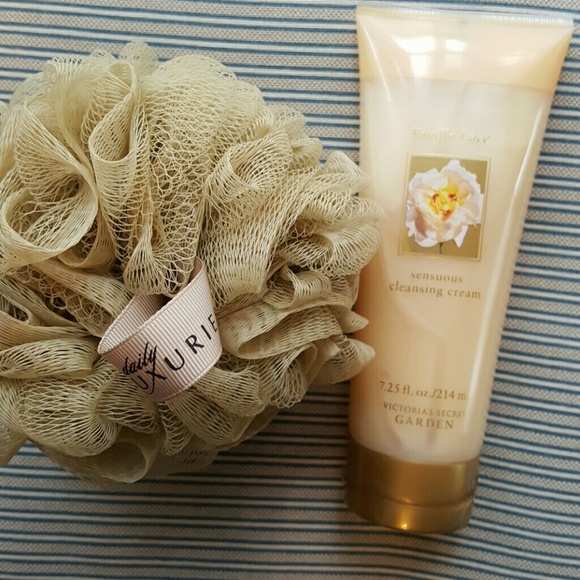 Victoria's Secret Vanilla Lace Cleansing Cream