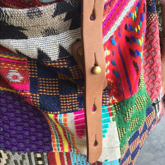 SOLD OUT! Colorful Crossbody Bag with Leather - Picture 3 of 3