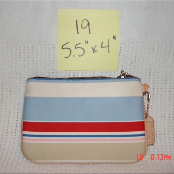 NWOT Coach Wristlet - Picture 2 of 2