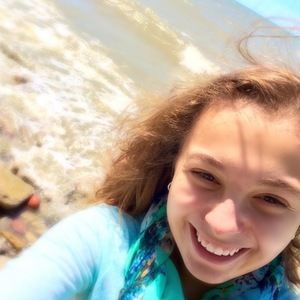 Meet your Posher, Natalie
