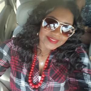 Meet your Posher, Carla