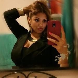 Meet your Posher, Connie