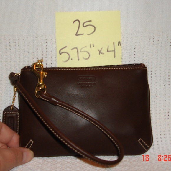NWOT Coach Wristlet