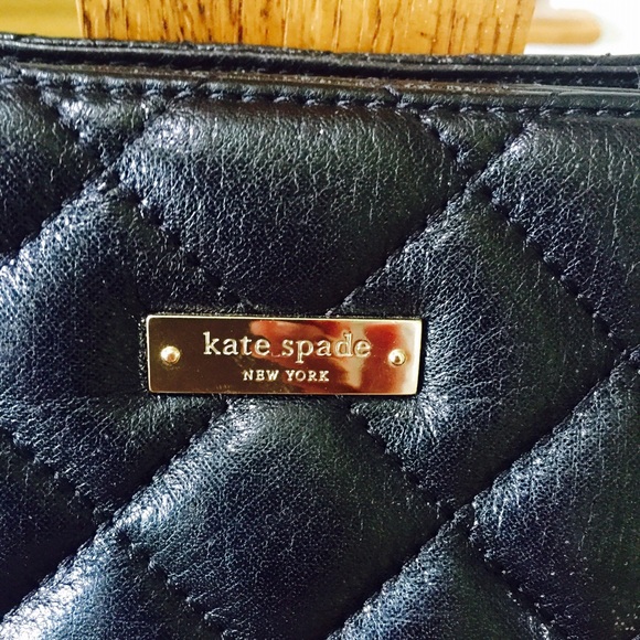 SOLD 🌺 Authentic Kate Spade Handbag - Picture 2 of 4