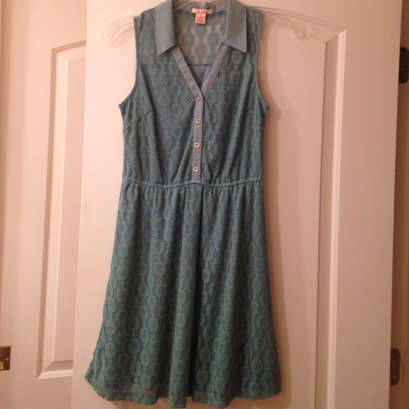 Im selling a beautiful dress