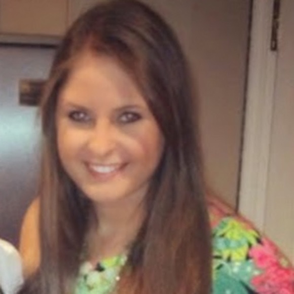 Meet your Posher, Marisa - Picture 1 of 1