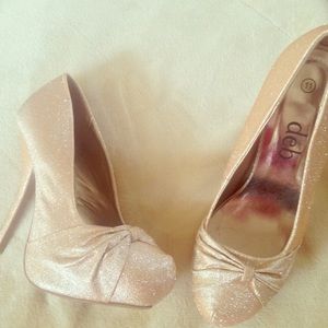Deb high heels