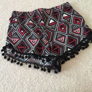 pom shorts