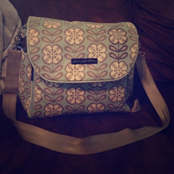 Petunia pickle bottom diaper bag
