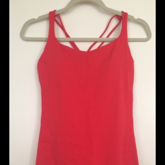 lululemon athletica Tops - Lululemon Sz 8 Tank Red $25 FIRM