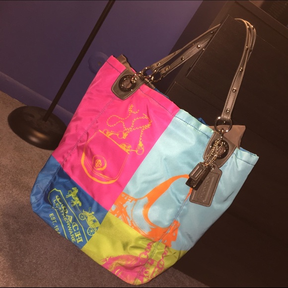 New coach poppy tote