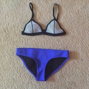 NWOT Authentic Triangl Bathing Suit