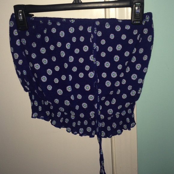 Strapless floral tube top