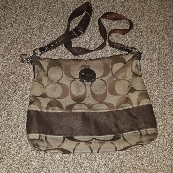 🌻 COACH Crossbody Purse