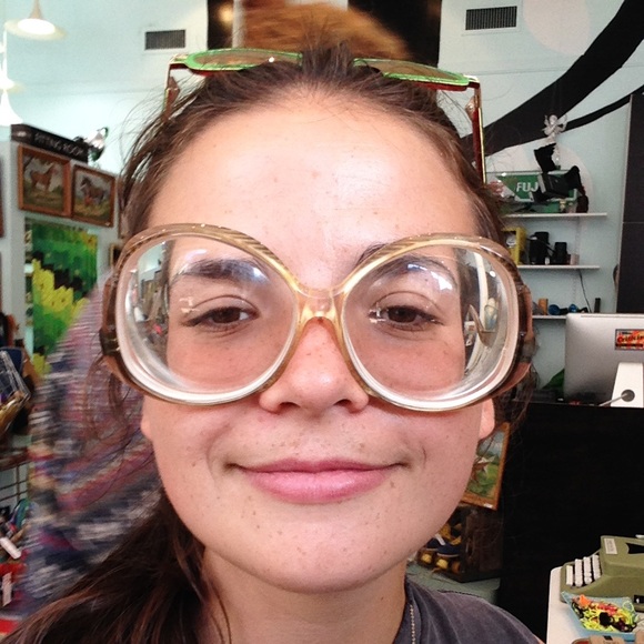 ABOUT MY CLOSET - Picture 3 of 3