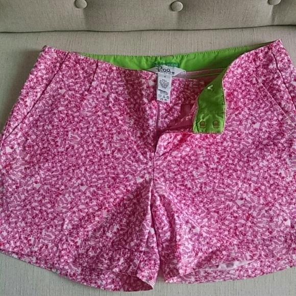Lilly Pulitzer hot pink shorts