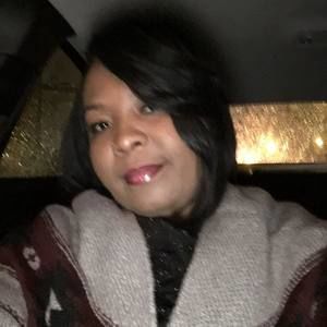 Meet your Posher, Latoya