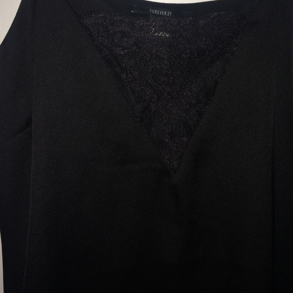 Black tank top with lace