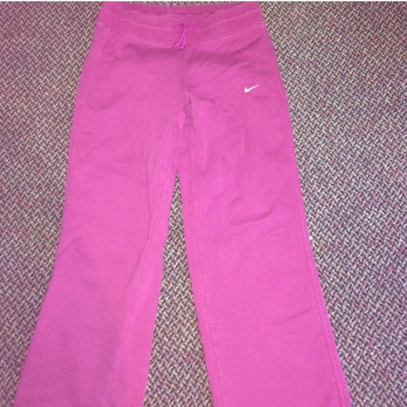 Nike Sweatpants - Picture 1 of 2
