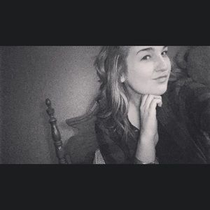 Meet your Posher, Allyson