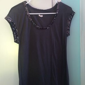 Super cute grey tshirt