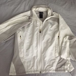 North face flight series windbreaker
