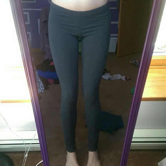 Grey leggings